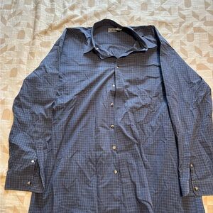 L.L. Bean Men's Navy Plaid Button Down Shirt
